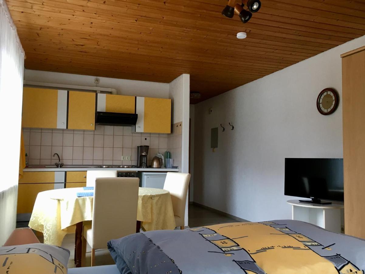 Ferienwohnung Am Kirschbaum Uhldingen-Muehlhofen Exterior photo